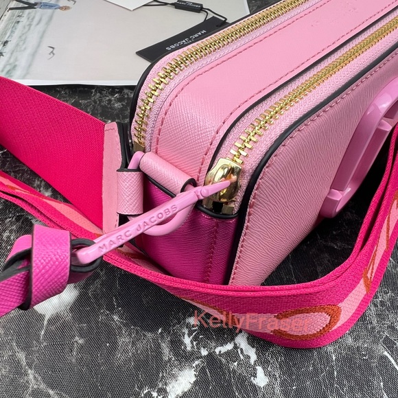 NWOT MARC JACOBS the snapshot shoulder bag - Picture 10 of 10